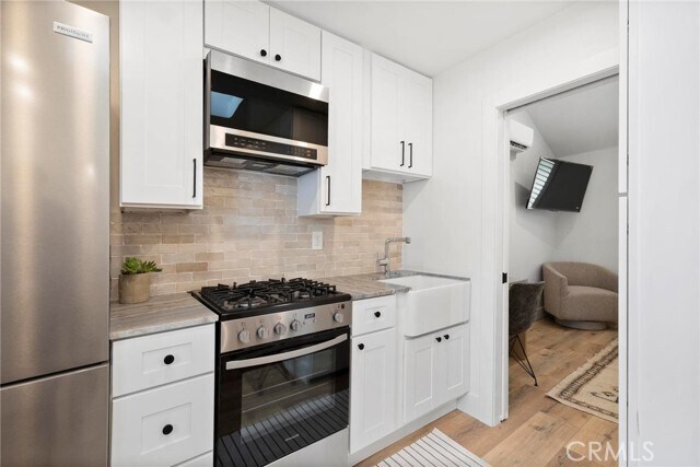 Foto del edificio - 25475 Nicks Ave
