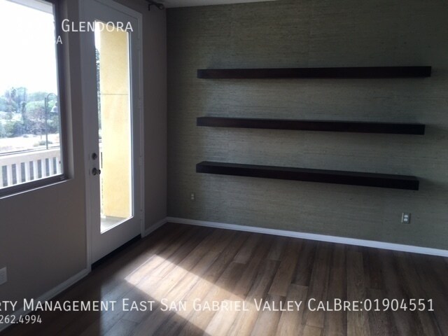Foto del edificio - 339 S Glendora-