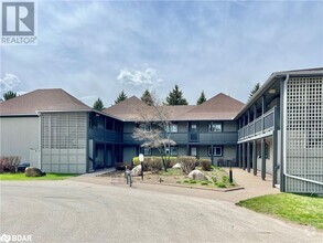 Building Photo - 291 Mariners Way