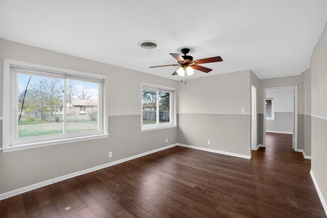 Foto del edificio - 105 Shannon Ln