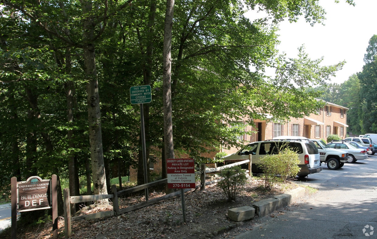 Building Photo - University Gardens Condominiums