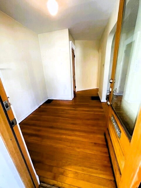 Foyer 1 - 182 North St