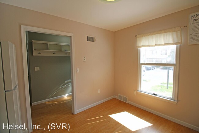 Building Photo - 2 br, 2.5 bath House - 654 Allenview Drive