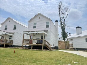 Building Photo - 518 Liberty Pk Dr