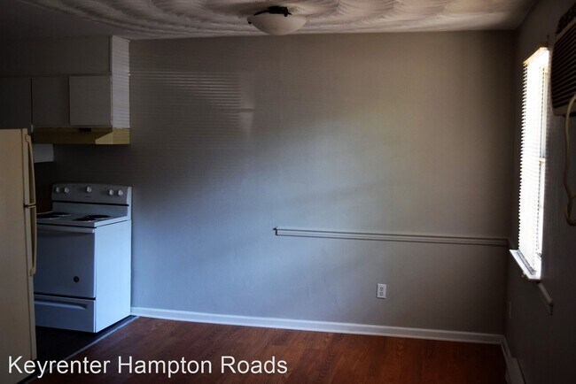 Building Photo - 6228 Chesapeake Blvd