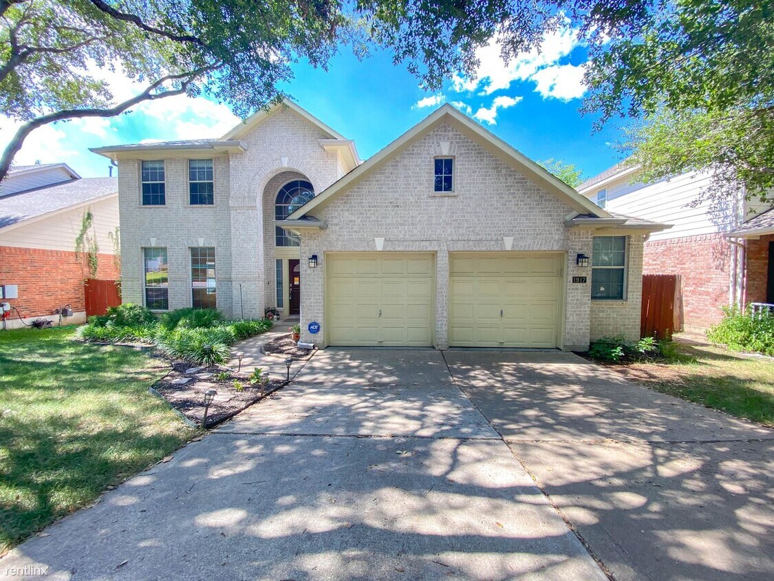 4 br, 2.5 bath House 1917 Chasewood Dr House Rental in Austin, TX