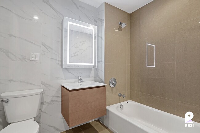 Foto del edificio - 148-37 88th Ave