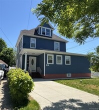 Building Photo - 55 Bedell St