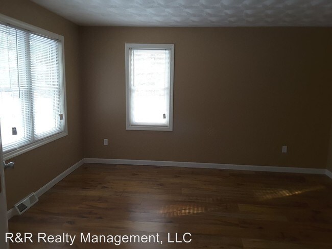 Foto del edificio - 123 Laurelwood Dr