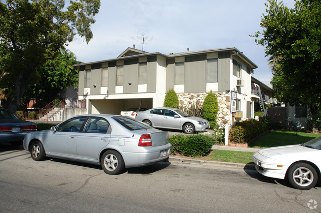 Building Photo - 406 Piedmont Ave