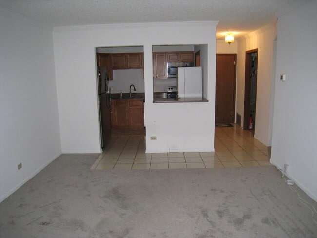 Building Photo - 520 Biesterfield Rd