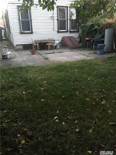 Foto del edificio - 527 Shepherd Ave