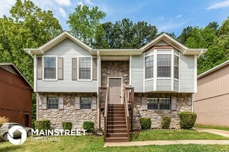 Building Photo - 6920 Suburban Terrace