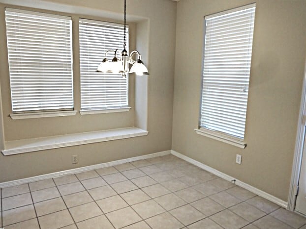 Building Photo - 4807 Chase Court Dr