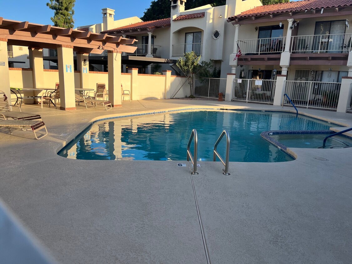 1017 E Maryland Ave Unit 136, Phoenix, AZ 85014 Condo for Rent in Phoenix, AZ