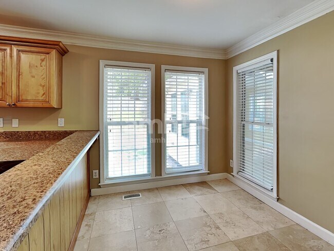 Foto del edificio - 215 Aqua Marine Ln