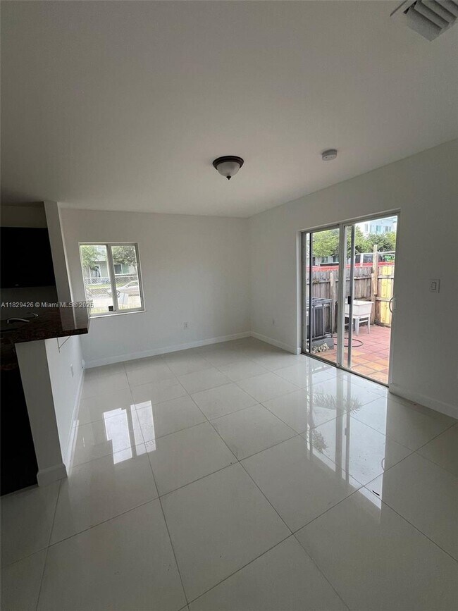 Building Photo - 25807 SW 137 Path