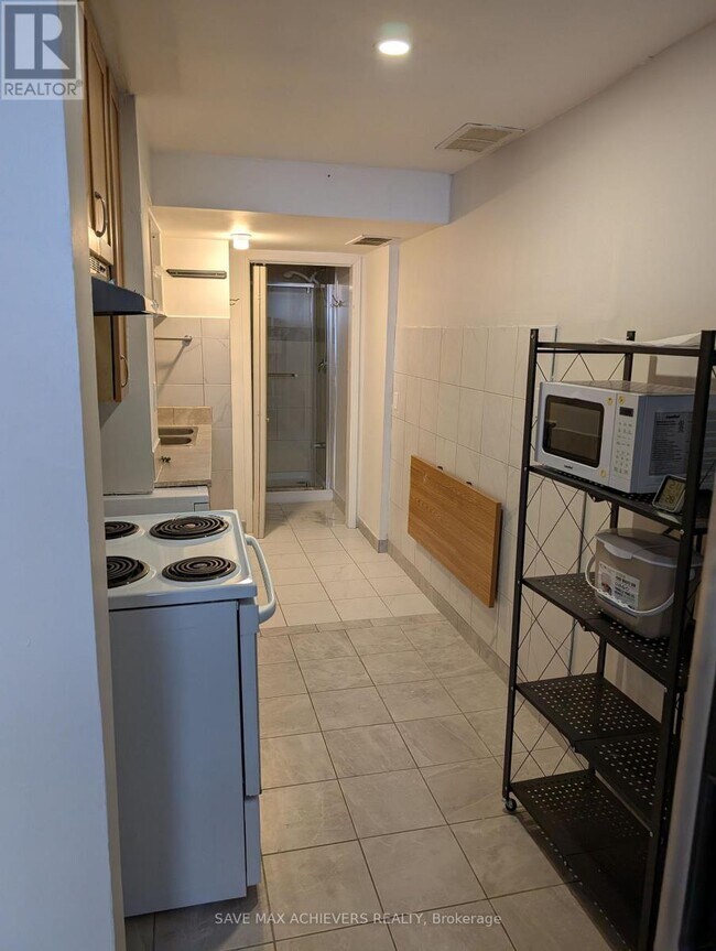 Photo du bâtiment - 369 Georgian Dr