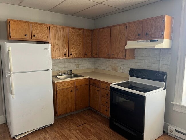 Photo - 100 Exeter St Apartment