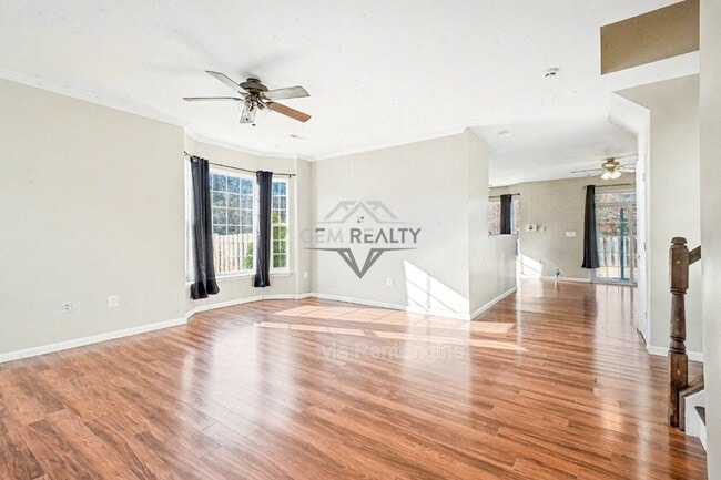 Building Photo - 5218 Drakes Ct