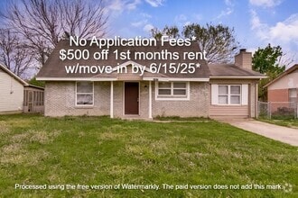 Building Photo - 14416 Oakwood Ln