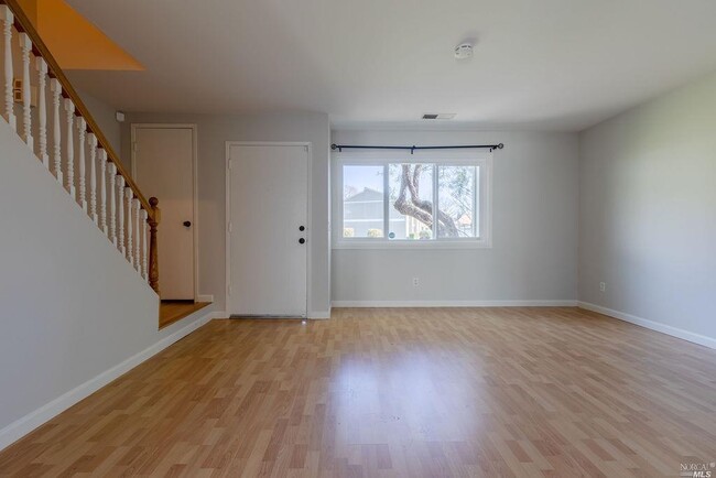 Building Photo - 106 Oliva Ct