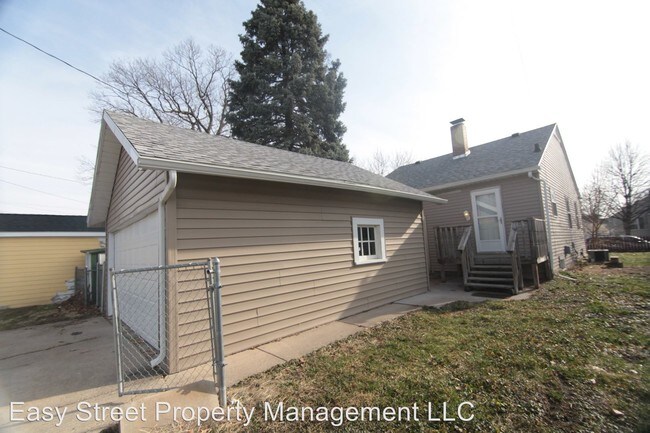 Building Photo - 2 br, 1 bath House - 314 S. Hazelwood Ave
