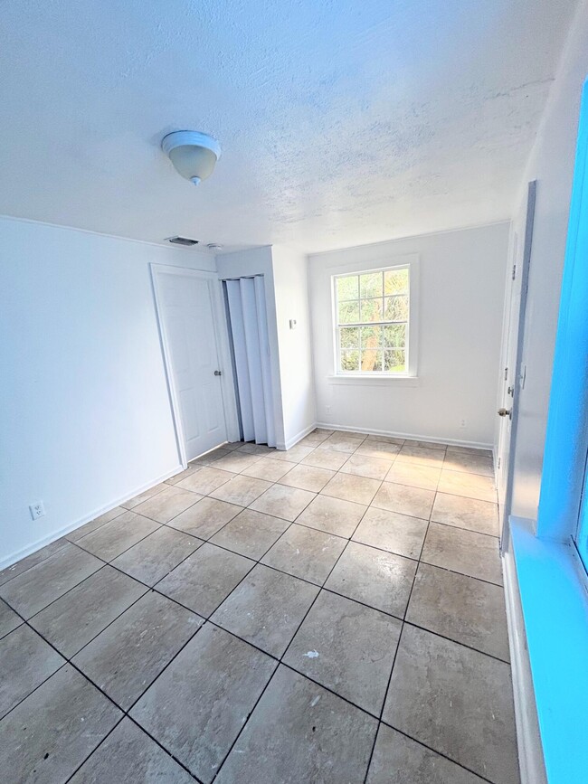Foto del edificio - 804 Ridgewood Dr