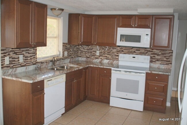 Building Photo - 4516 Irene Loop