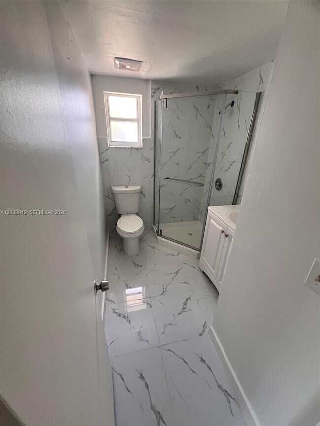 Foto del edificio - 1329 SW 75th Ave
