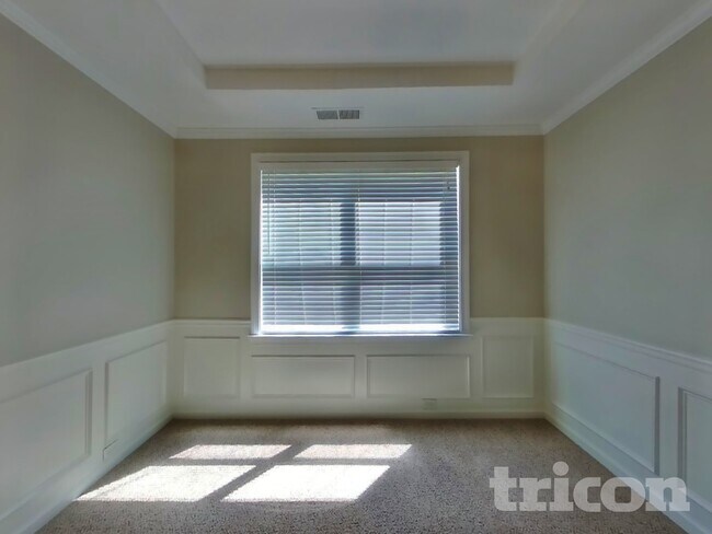 Building Photo - 3535 Arbroath Dr