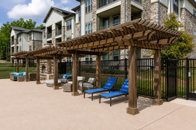 Piscina y cabañas - Auberge of Tyler