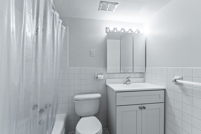 Interior Photo - Studios at 7 Corners