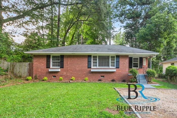 Photo - 1015 Bank St SE (Smyrna, GA)