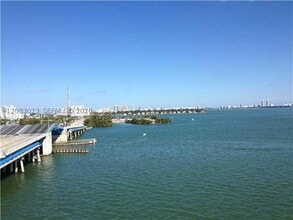 Building Photo - 7899 NE Bayshore Ct