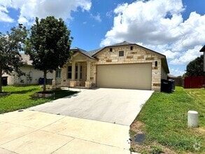 Building Photo - 767 Spectrum Dr