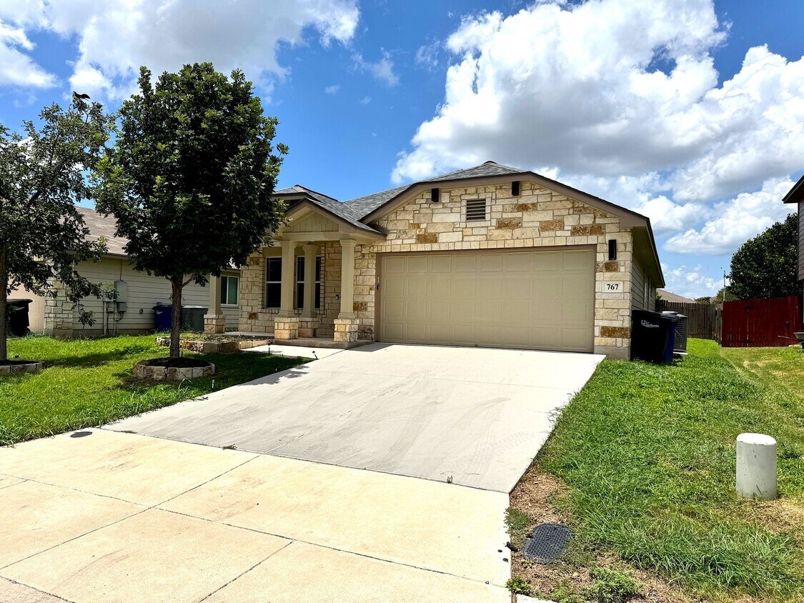 Primary Photo - Spacious 4-Bed, 2-Bath Home in Avery Park, Granite, Open Concept & Covered Porch
