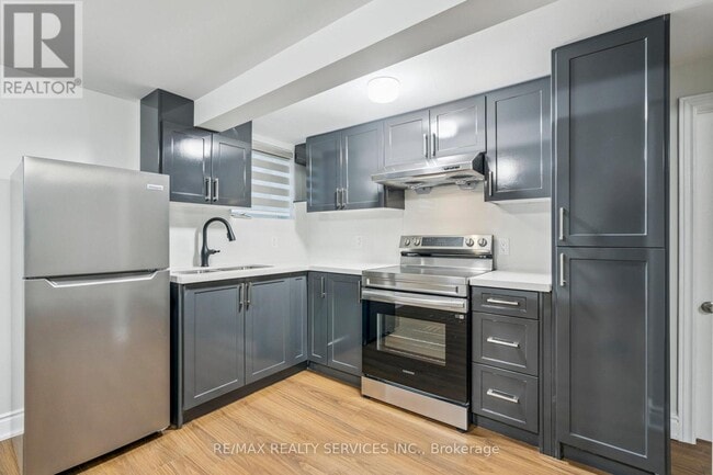 Building Photo - 15 McClure Ave