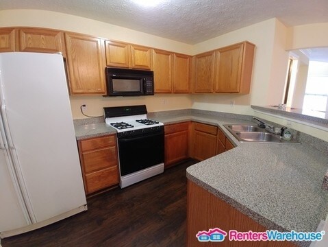 Building Photo - 6515 Charter Way