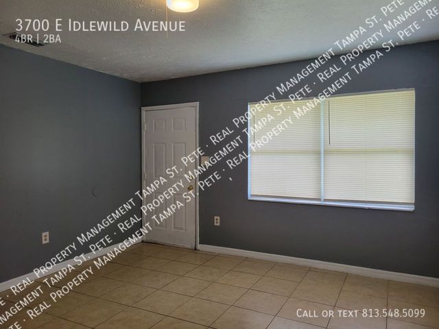 Building Photo - ***AVAILABLE FOR IMMEDIATE MOVE IN***