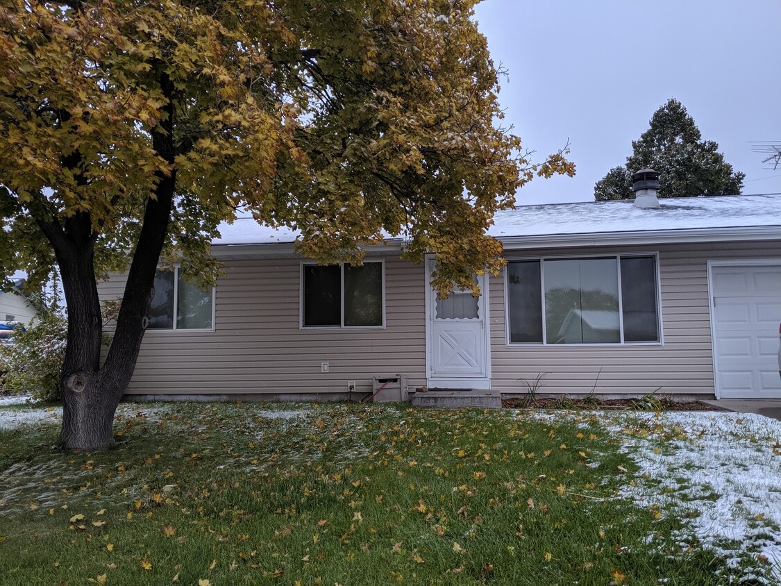 3844 Blue Grouse Dr, Pocatello, ID 83201 House Rental in Pocatello