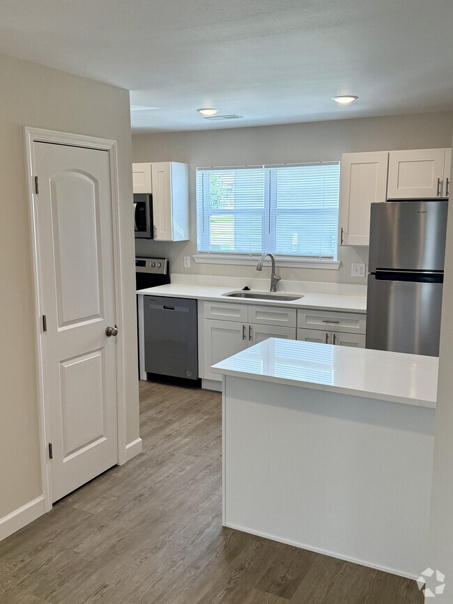 2 bed kitchen - Liberty Pointe