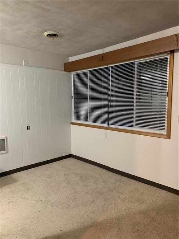 Building Photo - 4 Peeptoad Rd