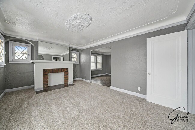 Building Photo - 15886 Woodingham Dr