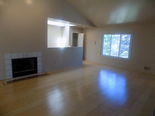 Foto del edificio - 29549 Sierra Point Cir