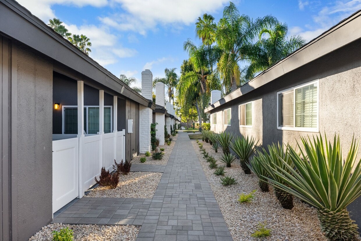 Pacific Palms Apartment Homes - Pacific Palms Apartment Homes