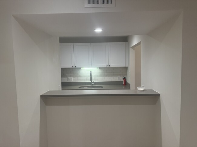 Foto del edificio - 4948 Sardis Rd