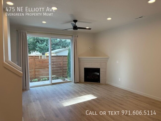 Foto del edificio - 475 NE Elliott Ave