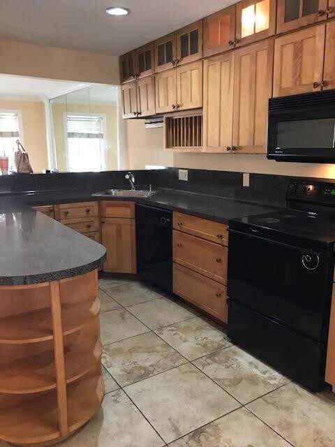 Building Photo - 2503 McCue Rd