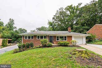 Building Photo - 7409 Aspen Ave